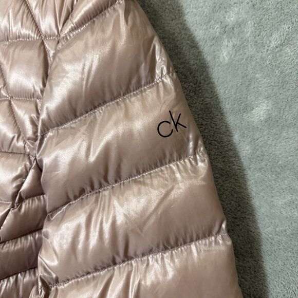 Calvin Klein Down Coat XL Packable Lightweight Hood Puffer Jacket Pink Premium - Picture 8 of 13